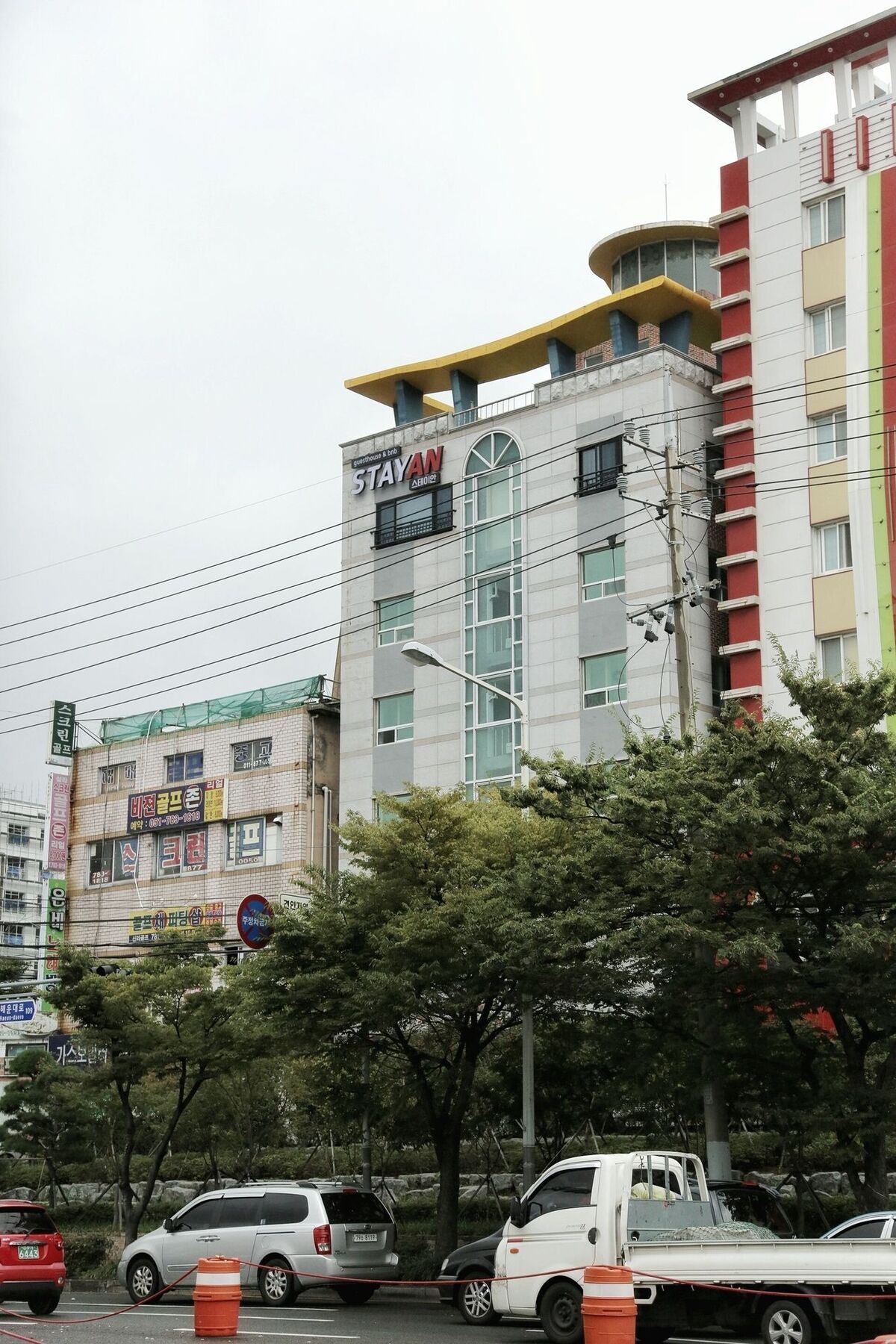 Stayan Guesthouse And Bnb Busan Ngoại thất bức ảnh